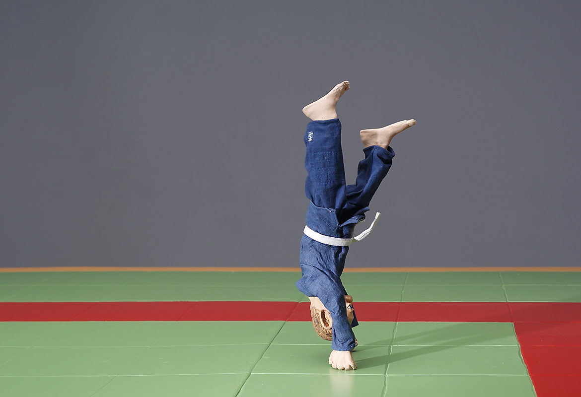 Mae-Ukemi über eine Faust